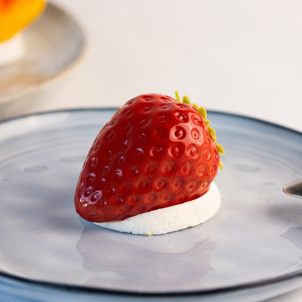 fraise trompe l'oeil glace dessert